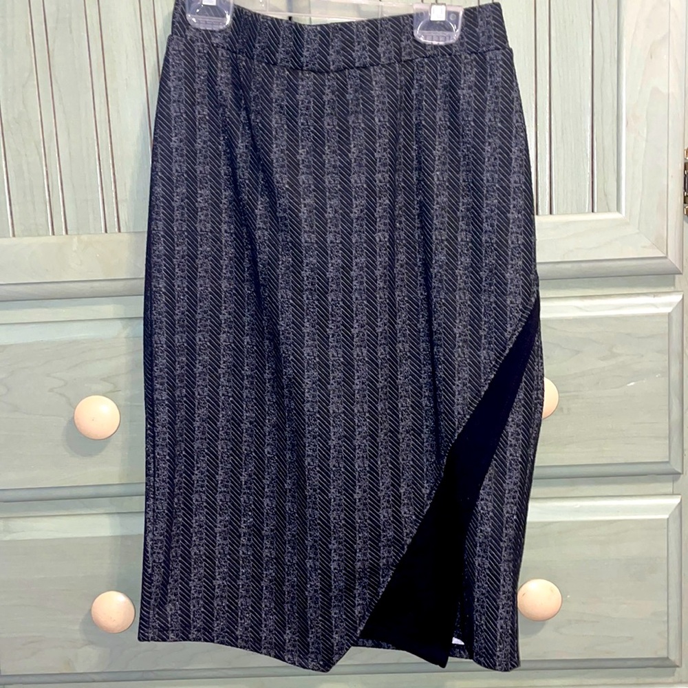 Maurices Business Attire XS Black Pencil Skirt